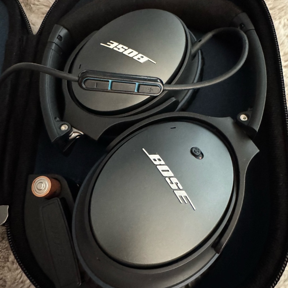 Bose QuietComfort 25 Bluetooth Noise Cancelling Headphones